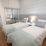 Glass Boutique - & 4*