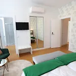 Bed & Breakfast Glass Boutique - & 4*