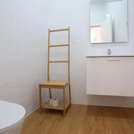 Glass Boutique - & Nocleg ze śniadaniem 4*