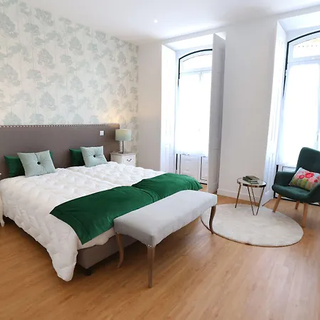 Glass Boutique - & Bed & Breakfast Marinha Grande